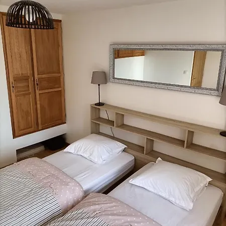 Pavillon Du Garde Chasse * Bugnicourt